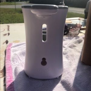 Lysol NO Touch Automatic Soap dispenser